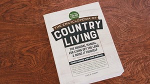 The Encyclopedia of Country Living, 50th Anniversary Edition: The Original Manual for Living Off the Land & Doing It Yourself (Homesteading & Off-Grid Survival)
