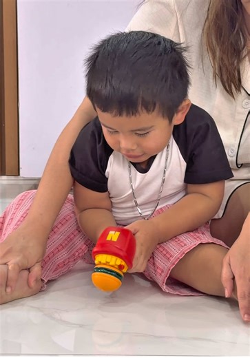 Spinning Toy for Toddlers: Fun for 2-4 Year Olds