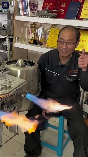 The Chinese Man Who Built a Mini Air Force