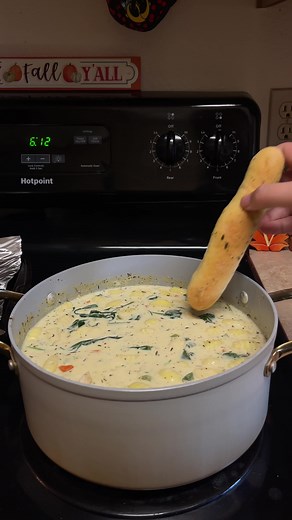 Delicious Chicken and Gnocchi Soup Recipe