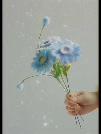 No experience needed. Our chenille stems transform into stunning blooms in minutes.#pipecleanerart #homedecor #foreverflowers #easycraft #handmade