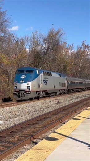 Amtrak 79 Carolinian P42DC engine #148 leading with some horn show