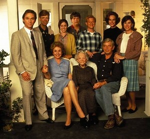 Earl Hamner Jr. - Alchetron, The Free Social Encyclopedia