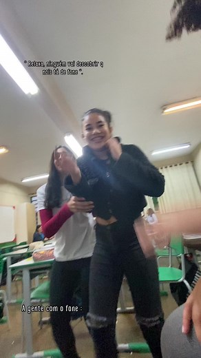 @@oliveira._yli #melhoresamigas #MaybellineUnicaComoVoce #fyp #queroirproforyou #futebol #odeioaescola😘😍