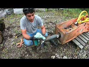 How to Change a Chisel on a Hydraulic Hammer