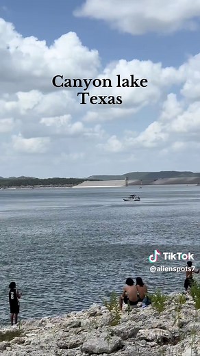 Canyon Lake: A Summer Getaway in Texas