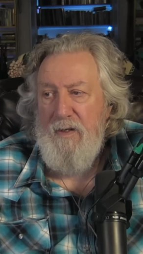 Why is complex life so rare in the universe? Because it gets wiped out. Mass extinction events—like asteroid impacts—can reset evolution in an instant. Simple life survives. Complex life? Not so lucky. Earth’s relatively low impact rate may be the only reason we’re even here. One random space rock… and it’s back to the microbial drawing board. | The Randall Carlson