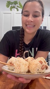 All the flavors of your favorite spam musubi… without the rolling. 🙌🏽🍙.These deconstructed musubi balls are crispy, savory, and packed with local-style comfort in every bite. I like to add Foodland - Hawaii Maika’i Organic Nori Furikake to the mix for some added umami. .Perfect for lunch, snack time, or potlucks—just scoop, shape, and enjoy. So easy, and so ono..✨ Save this one—you’ll be making it on repeat..#keepingitrelle #foodlandhi #amaikaiday #spammusubiballs #musubiballs #spam #musubi #