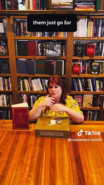 Exclusives de Cassie Clare sur TikTok