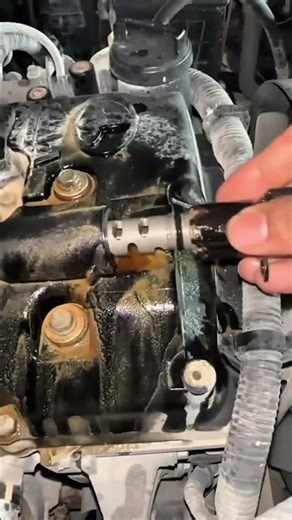 How to Clean a Clogged VVT Solenoid Valve Easily! 🚘🛠️✨ #shorts #mechanic #diy #carrepair