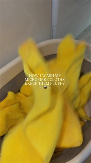 How to Properly Wash Microfiber Cloths and Keep Them Fluffy