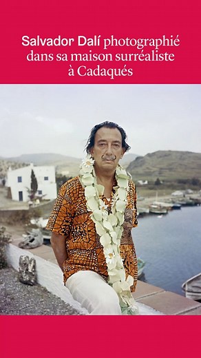 Salvador Dalí photographié dans sa maison surréaliste à Cadaqués : https://trib.al/R19SUJv | AD France