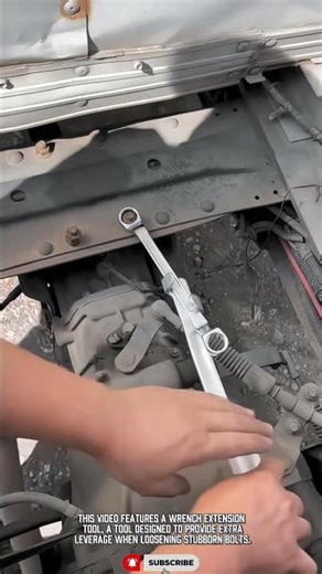 Reliable Bolt Remover & Torque Booster Tool for Automotive Technicians #tool #wow #tooltechnology