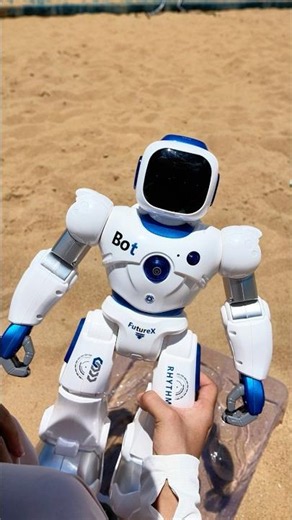 Unboxing a premium smart robot in the sandbox! 📦#robot #robotics #smartrobot #ruko #unboxing