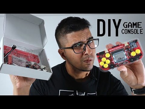 UNBOXING & LETS PLAY! - MAKERbuino - DIY Game Console Kit by CircuitMess