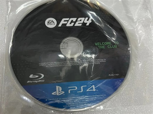 PS4机器都破解掉了，光盘没人要，随便出随便卖，裸盘哦，任何系统任意型号我都可以降级搞定😎#ps4 ##折腾##降级##破解#