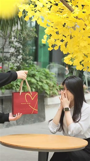 松下（Panasonic）小方盒筋膜枪迷你按摩器便携专业按摩仪RAD23男女友生日父母礼物