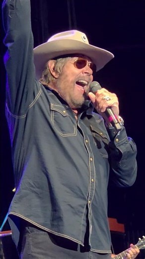 Hank Williams Jr - Weatherman 09/19/25 Tulsa, Oklahoma