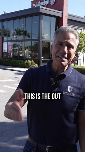 Let me explain what a triple net property is and how it works. #realestateadvice #entrepreneurship #realestateinvesting #realestate #commercialrealestate #investing #commercialrealestateinvestor