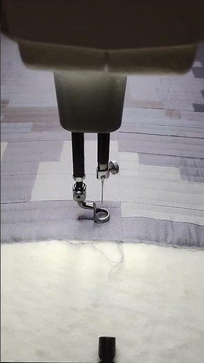 Handiquilter Amara longarm straight line quilting #sewing