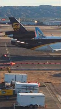 Last UPS MD-11 thats at KPHX 😢 #UPS #PHX #aviation #planespotting #phoenix #az #md11 #upscrash