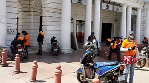 85% of platform-based gig workers put in 8 hrs daily but don’t get basic social security — NGO survey