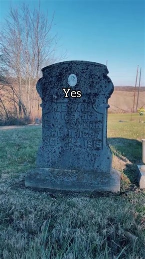 273K views · 7.4K reactions | I returned with my Sb7 spirit box to reach out to Jennie, who asked for help again. I offered her prayer and my crossover prayer. May you rest in peace Jennie  | The Paranormal Couple | Facebook