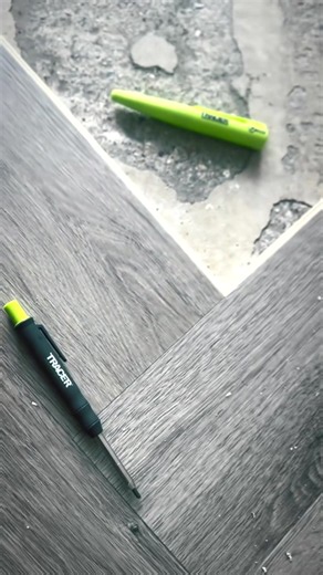 Trusted for every mark ✅ 📸 @randr_building #TRACERTools #marktingtools #constructionpencil #carpentry