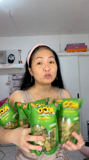 Natikman nyo na ba ito? Actually masarap sya sa panlasa ko. Pamalit sa chichirya. Less guilt. #kangkongchipsoriginalbyjoshmojica #kangkong #KangkongChipsOriginal | Teacher Weng