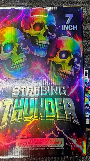 7" Strobe Salute Canisters (CATO) -Inconsistent- 👎👎Strobing Thunder Fireworks #fireworks #dejay314