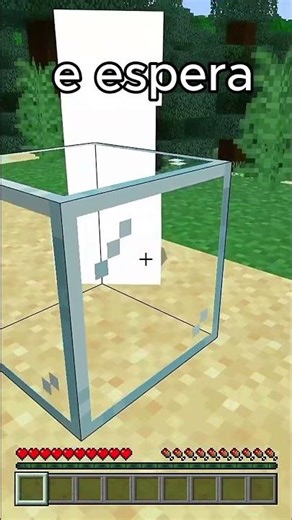 How to protect yourself against a Creeper in Minecraft #minecraft