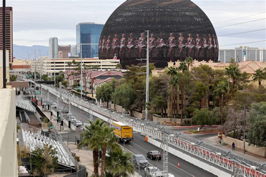 Part of Las Vegas Grand Prix circuit faces lane closures over leaky pipeline