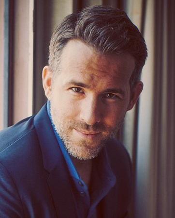 Schedule Ryan Reynolds to Speak | HWA Speakers