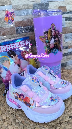 256K views · 6.2K reactions | Zapatillas Con Luces 勺  Precio s/75 soles  Envío a todo el Perú  #zapatillas #kpop #Chiclayo #Huacho #Chimbote #Huaraz #botas #piuraperu #huaraz | Sunrex Store | Facebook