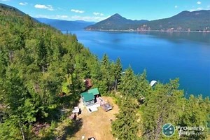 11 reactions | NEW PRICE!!!!!! $175,000 2 beds 1 baths Arrow Lakes BC...