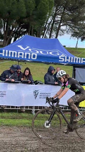 BEATRIZ GUERRA (GUILHABREU MTB) RETAINS HER NATIONAL CYCLOCROSS CHAMPION TITLE!