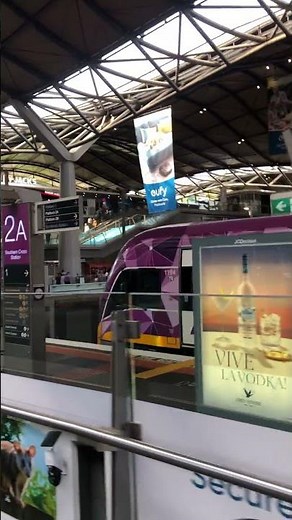 2025-01-01 尋找 myki 卡販賣機 (火車站)｜澳洲/墨爾本 - Buy a myki card at Melbourne Central Railway Station, AU