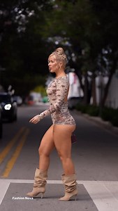 I must stick with u 4eva 🫶🏼 @fashionnova 🔎 Keep it juicy mesh romper | Simone Christensen