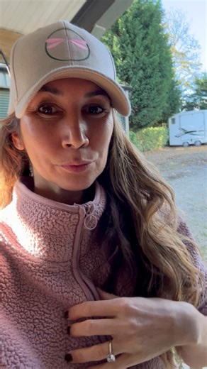 4.2K views · 40 reactions | Little tour of the 2015. Land Rover Defender 90 | Leilani dowding | Facebook