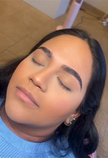 cleaned up and lifted 🧼💗🫧 •lamination threading or waxing $50! book now !! 🗓️ 956-271-7983 mission tx 📍 #rgv #brows #missiontx956 #missiontx #browlamination #fyp #threading #browshaping #mapping #browtech #laminationbrows