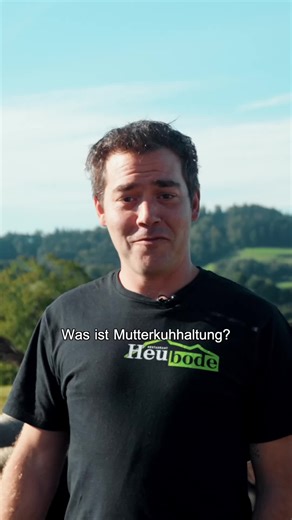 Mutterkuhhaltung erklärt 🌾 Kalb und Mutter bleiben zusammen. Von Geburt an mitgehen, Milch trinken, Gras fressen. Weniger strikte Arbeitszeiten, mehr Natürlichkeit. #SchweizerFleisch #MeineWahl