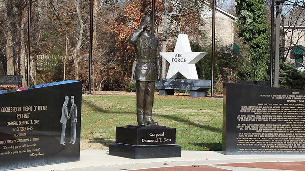 6 War Heroes With Amazing Stories