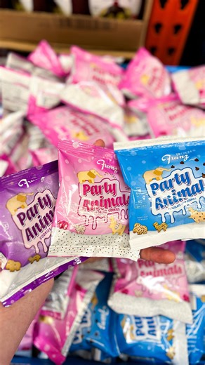 Big news for all our @winco Shoppers… You can now find single serve Franz Party Animal Cookies in three sweet flavors at all WinCo locations 🤩 Which Party Animal Flavor are you trying first? 💜 Original Party Animals 🩷 Frosted Party Animals 💙 Chocolate Chip Party Animals | Franz Bakery