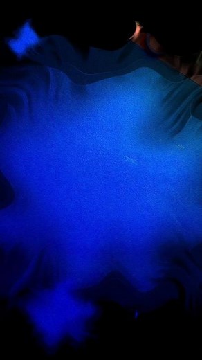 amazing rubber band passing magic trick, how to make the best rubber band magic trick tutorial...