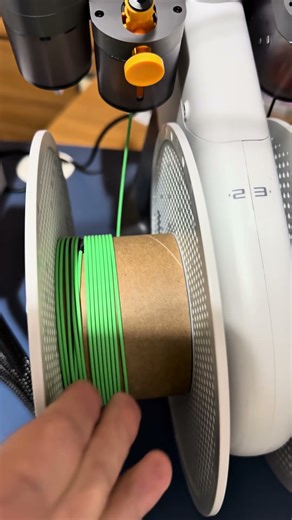 Imprimi uma luminária na minha impressora 3D bambu Lábio A1