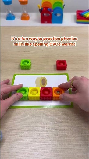 Combine fidget fun with phonics! 💚 💛 ❤️