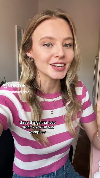 3 things that you didnt know about vampires in The Sims 4! #sims #sims4 #simtok