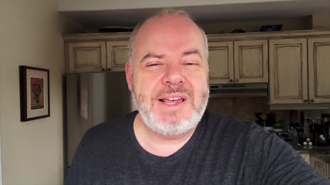 Replace pasta with cabbage and make the best low carb carbonara (only 9g carbs!)