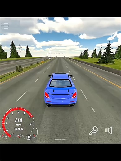 Car Parking Multiplayer: Noob Faces Off with Skilled Driver