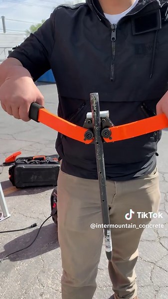 Efficient Stake Puller for Easy Removal